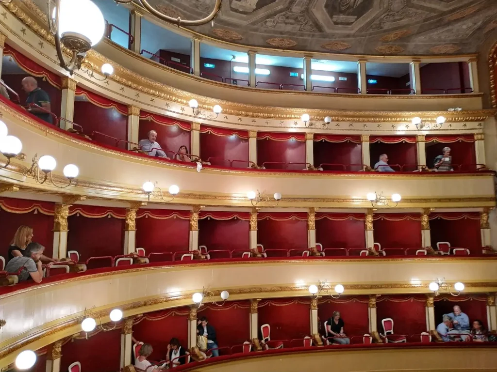 storia del teatro giacosa